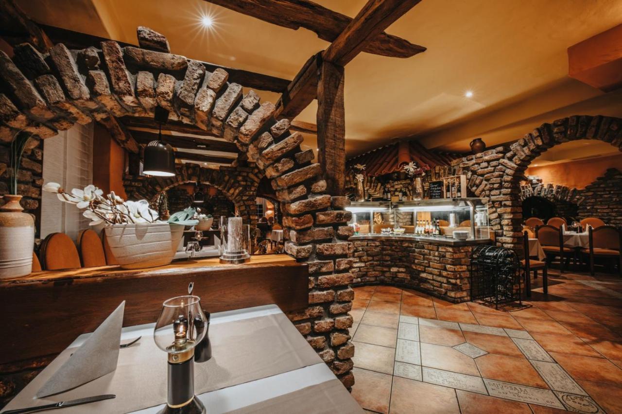 Hotel Restaurant Adria Stuben Bruehl Extérieur photo